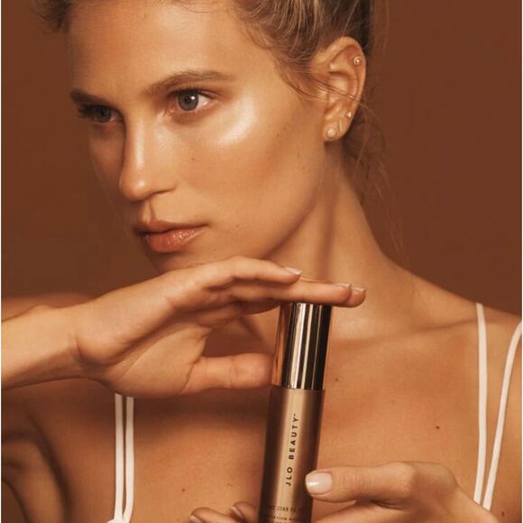 NWOB That Star Filter Complexion Booster in Rose Gold - JLo Beauty - Picture 3 of 7